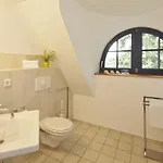 Gepflegtes Reetdachhaus Auf Grossem Grundstueck Mit Badewanne Und Terrasse Hébergement de vacances Sellin (Usedom)